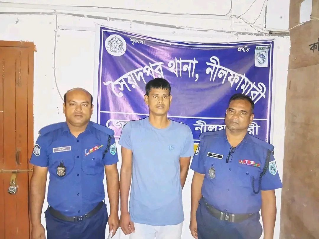 মাদকে সর্বস্ব হারিয়ে এবার মুক্তির পথে,সৈয়দপুরে থানায় শুকুর আলীর আত্মসমর্পণ